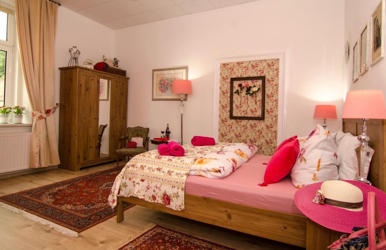 Trubarjev Art Boutique Hotel Lasko Bagian luar foto