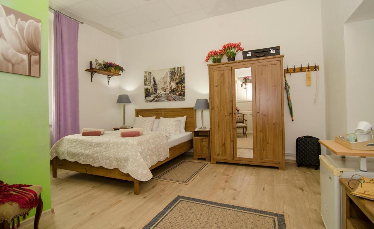 Trubarjev Art Boutique Hotel Lasko Bagian luar foto