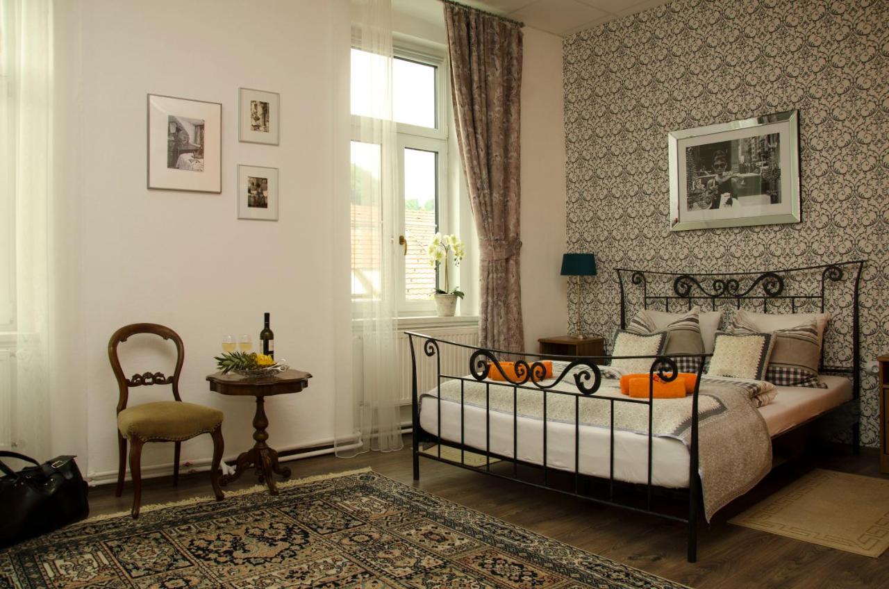 Trubarjev Art Boutique Hotel Lasko Bagian luar foto