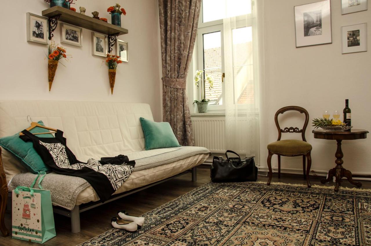 Trubarjev Art Boutique Hotel Lasko Bagian luar foto